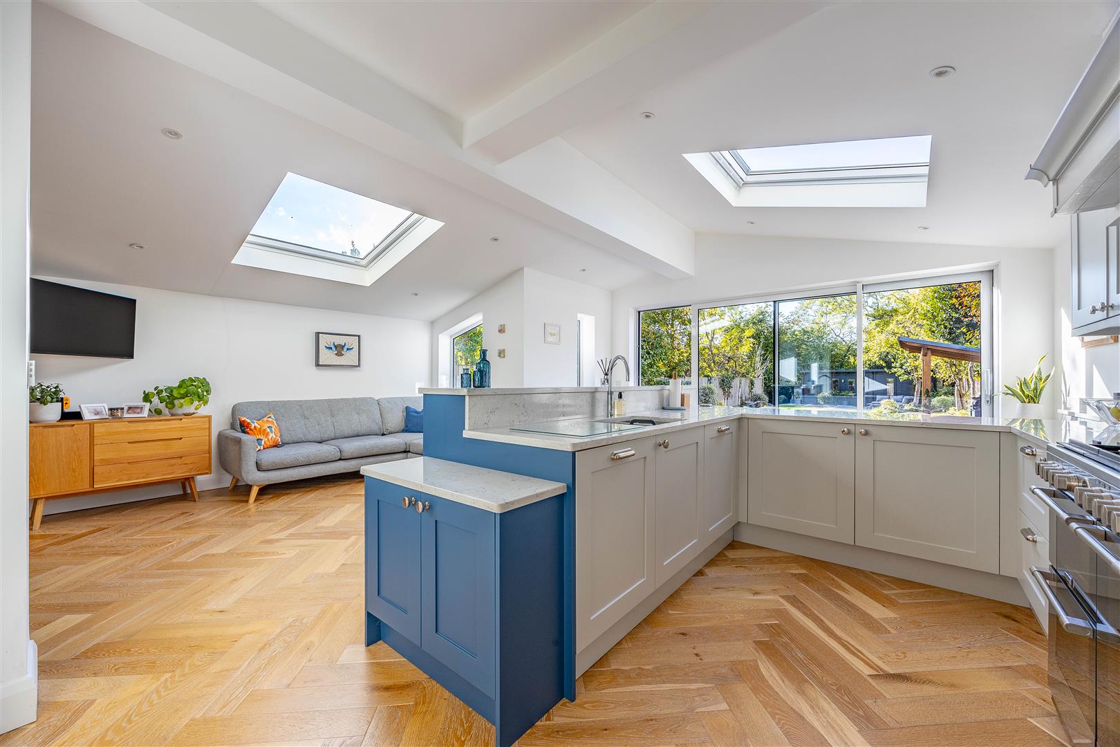 Kitchen/Living Room